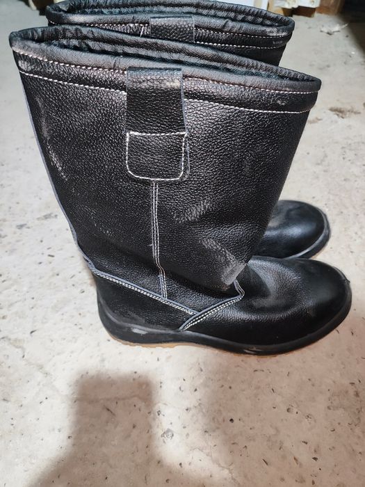 Продам сапоги дёшево