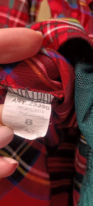 Анцунг Nike, рокля, дънки , блуза.