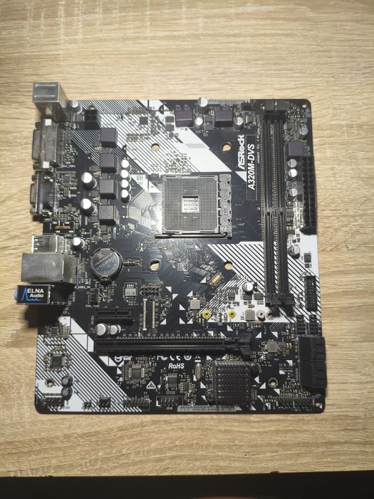 Продам материнскую плату на am4