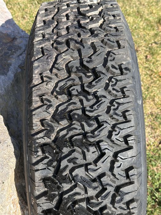 Cauciuc 31x10.5 R15