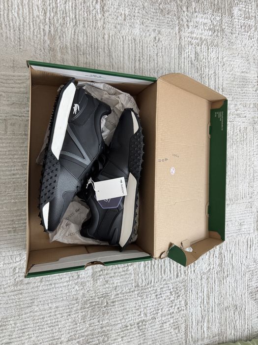 Кроссовки лакосте 44 размер,оригинал