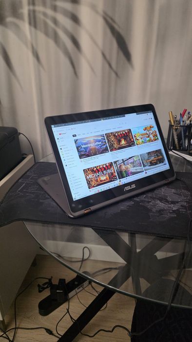 ASUS ZenBook Flip - I7- touch