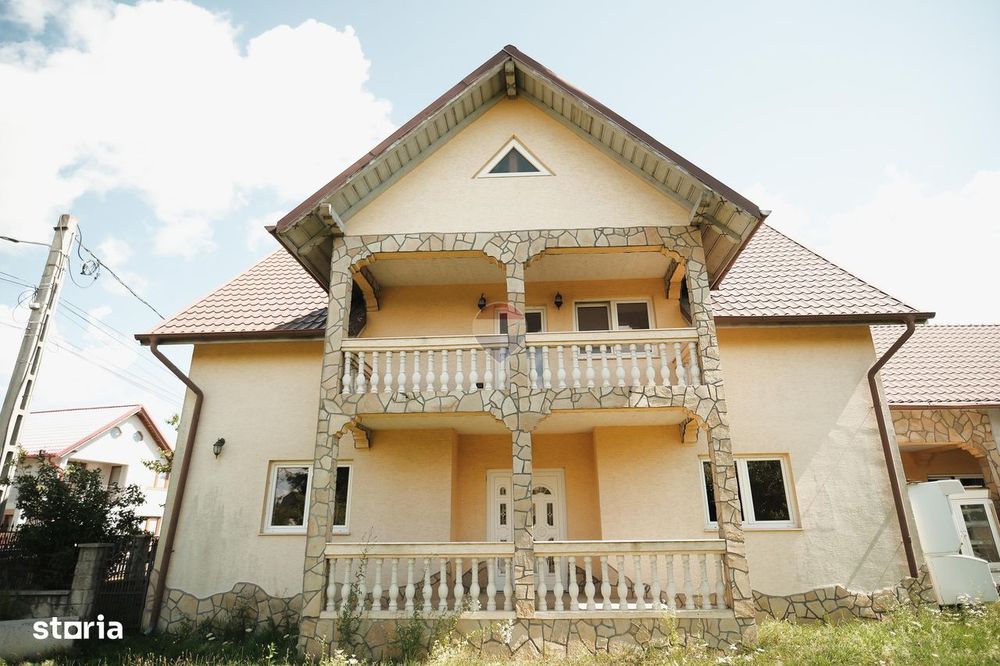 Casă de vanzare in Horodnic de Sus