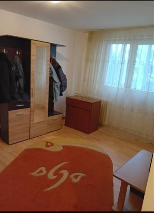 Vand apartament 2 camere Pantelimon/Morarilor