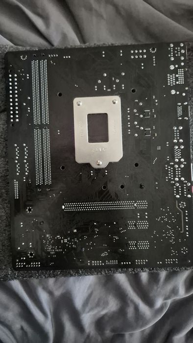 Процессор i5 10400F