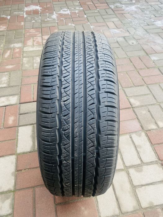 Продам резину б/у комплект 4 шт