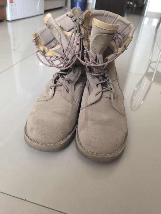 Bocanci militari