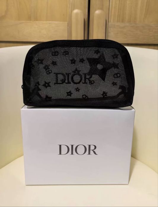 В наличии! Косметичка