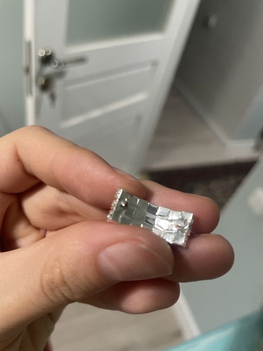 Брошки из страз