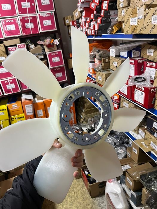 Лопасти вентилятора LX 470, LAND CRUISER 100