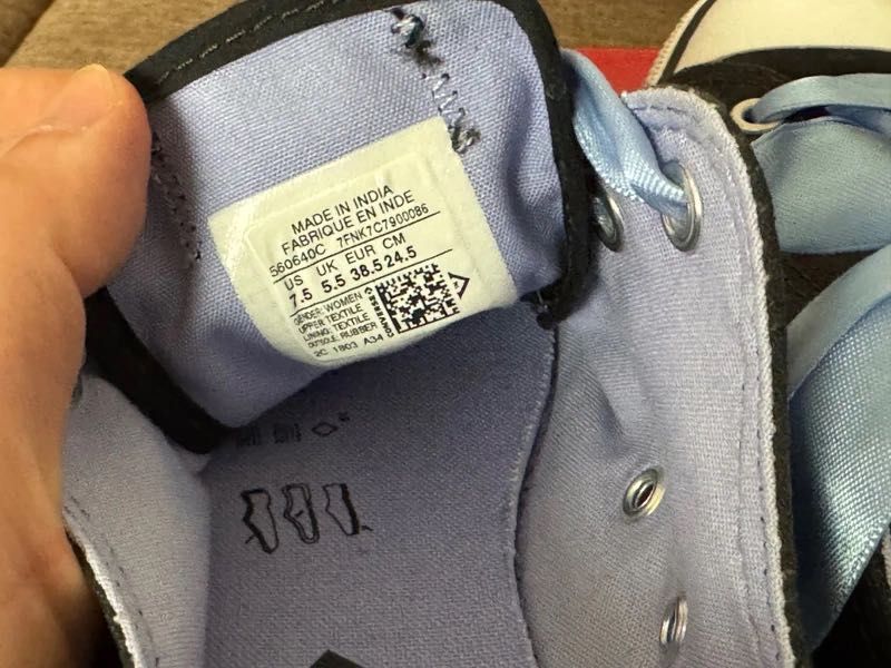 Converse All Star negri cu sireturi satin marimea 38.5