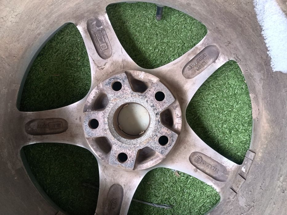 Продам диски R16 5x112