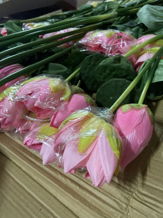 Изкуствени цветя лотос-различни цветове