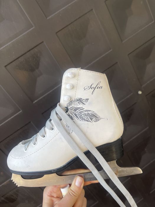 Коньки sofia