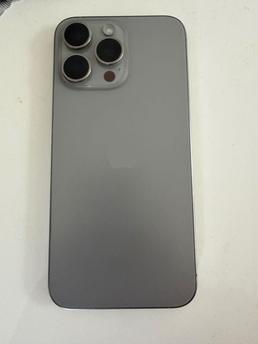 Телефон İphone 15 pro max