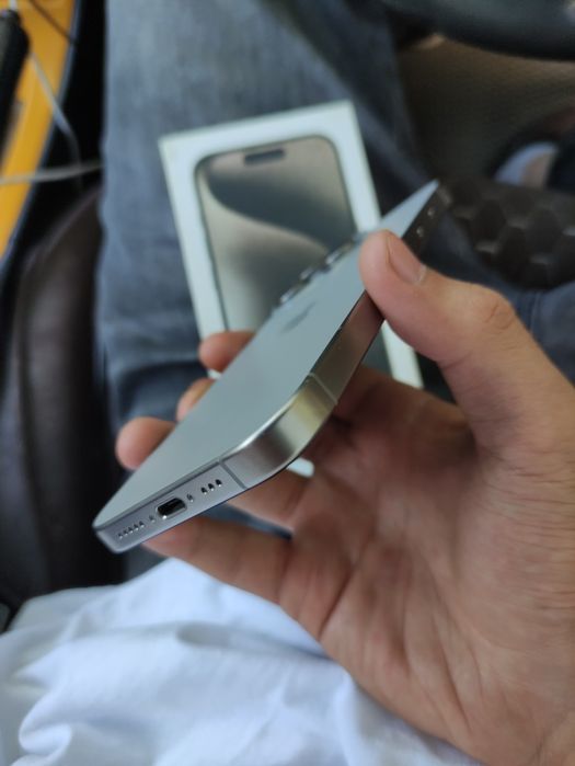 iPhone 15 Pro, 128GB