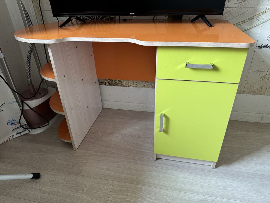 Продам детскую мебель