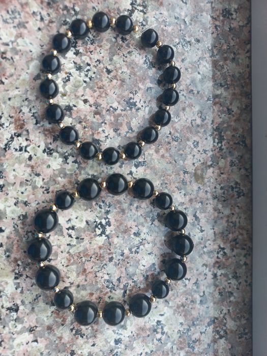 Гривниии 7 чакри от естествени камъни и гривни на Авон