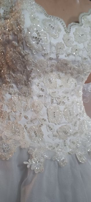 Свадебное платие