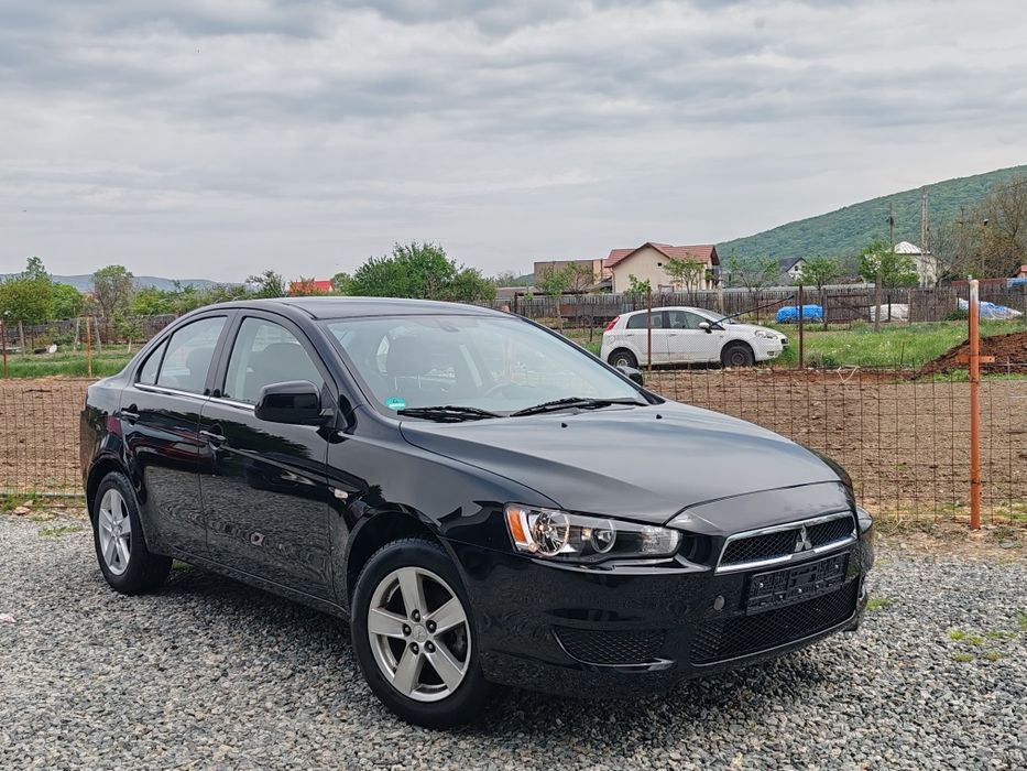 Mitsubishi Lancer 1.5i 109cp 2010