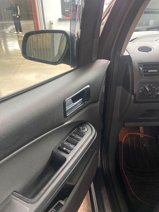 Продава Форд C Max