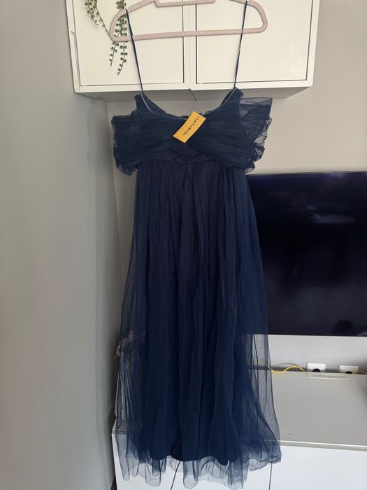 Тъмно синя рокля LACE&BEADS ASOS  тюл паднали рамене  ххс хс размер