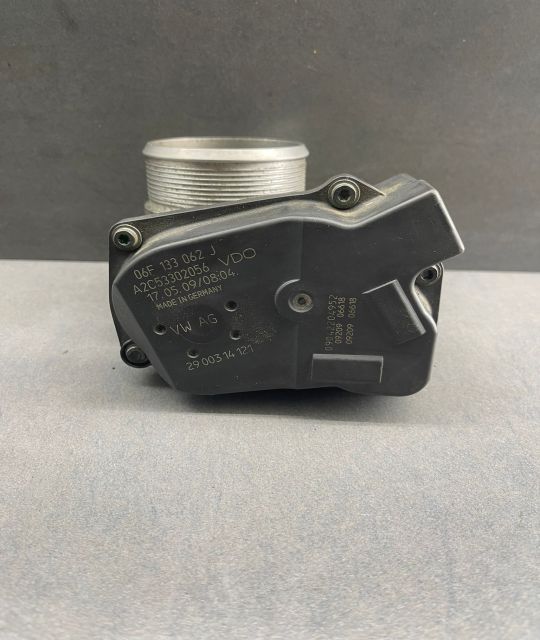 Clapeta acceleratie 06F133062J Volkswagen VW T-Roc prima generatie se