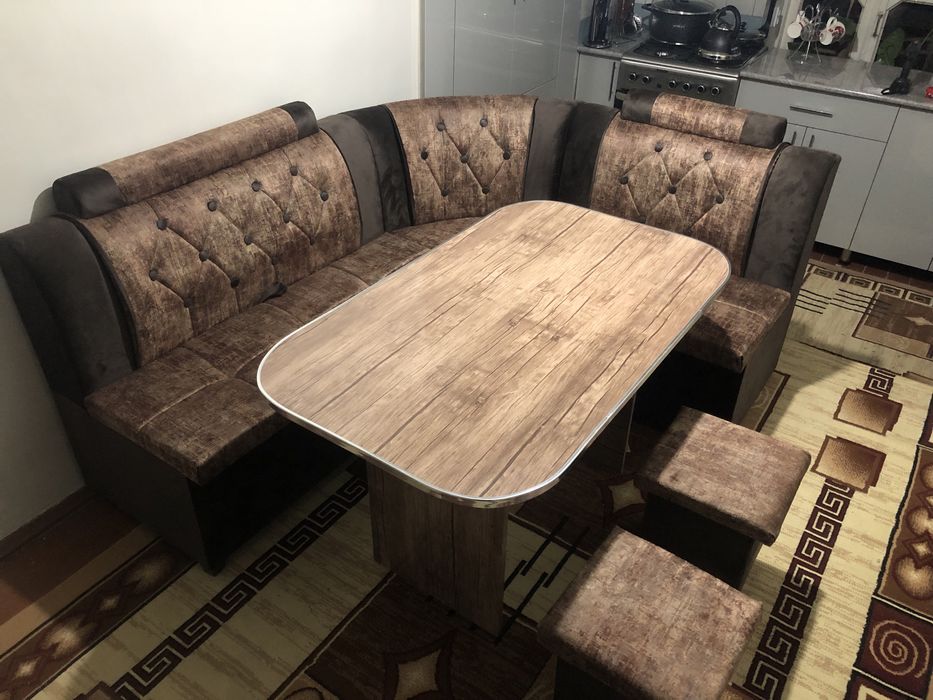 Донага кухонний уголок