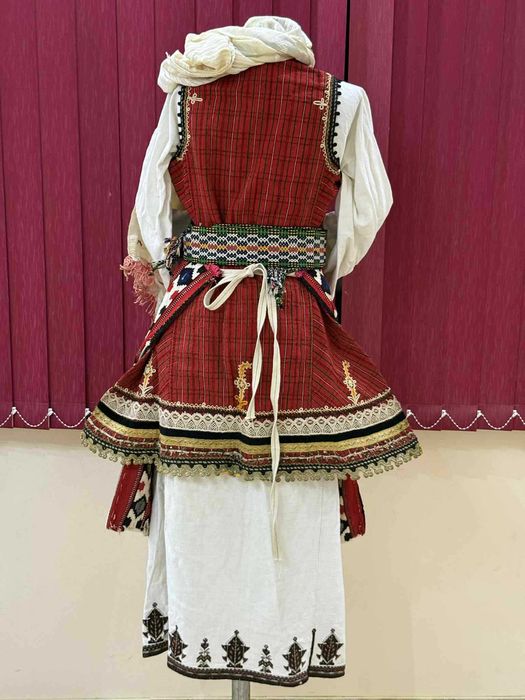 Македонска носия