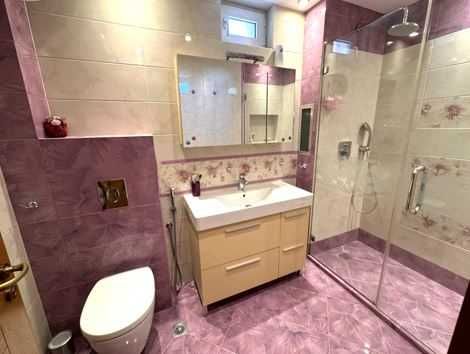 Дава се под наем Четиристаен апартамент в Пловдив, Център - 130 кв.м за 700 € - Снимка #6