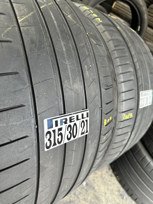 315/30/21 Pirelli Vara