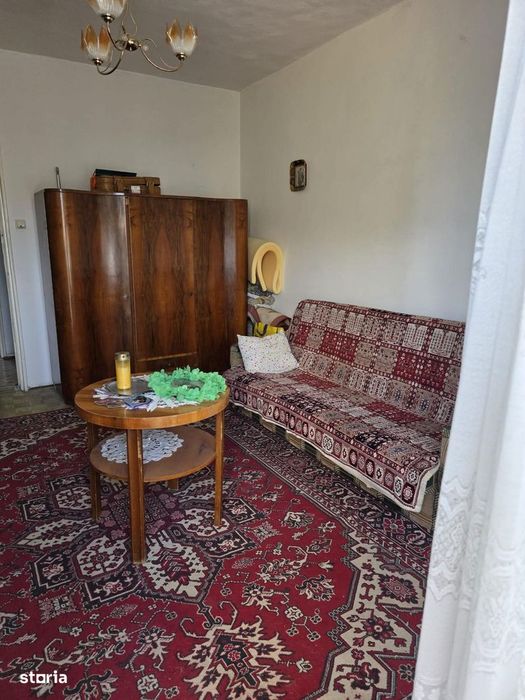 Apartament 2 camere zona TRACTORUL,