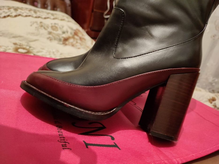 Продам сапожки.   .