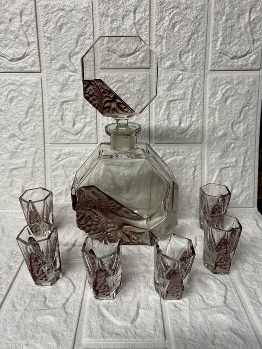 Винтидж гарафа с шест чашки-шотчета-Бохемия,Чехия