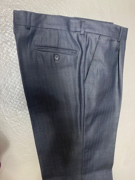 Костюм+3 рубашки. Дёшево!