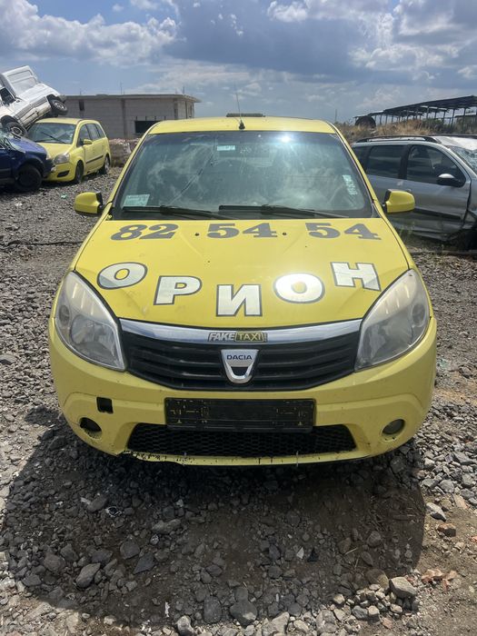 Дачия Сандеро 1.4  на части
