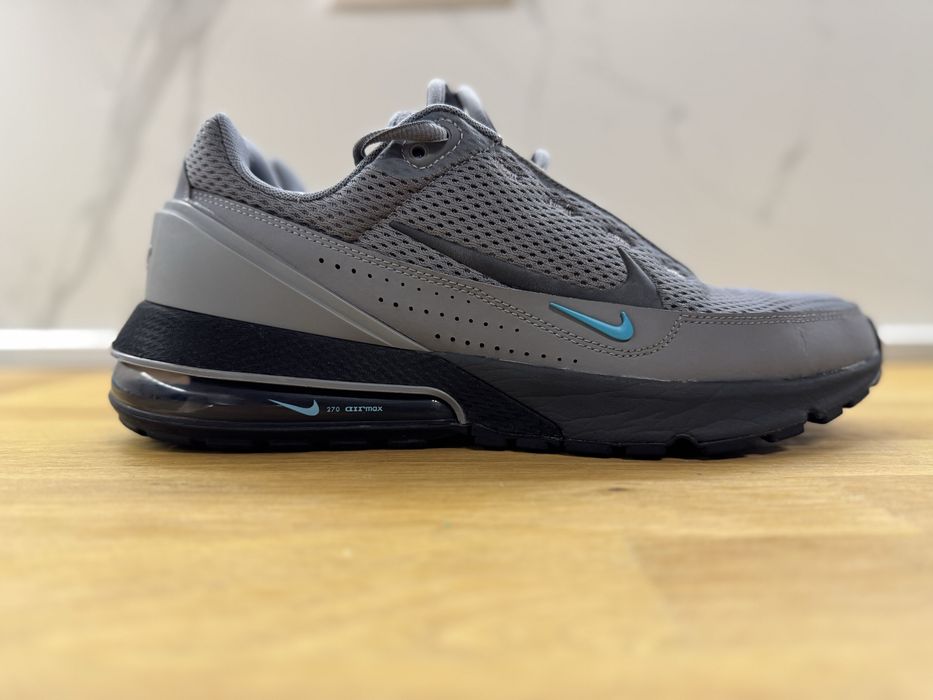 Мъжки маратонки NIKE AIR MAX PULSE 47 номер