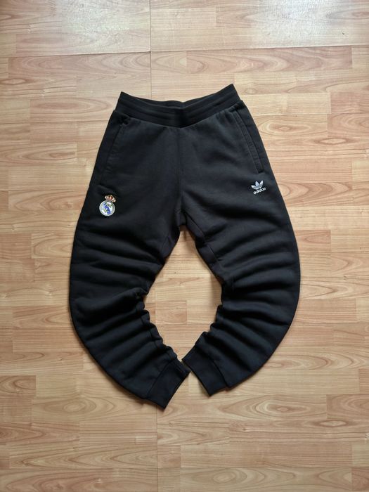 Pantaloni pants joggers sweats cuffed tapered Adidas Real Madrid