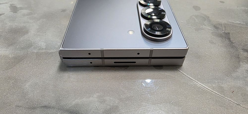 Samsung Z Fold 6 512GB impecabil