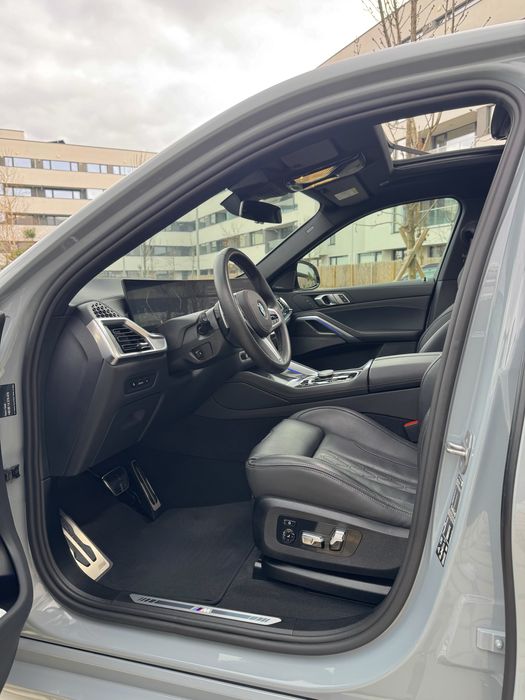 BMW X6 3.0X-Drive  16.000KM IconicGlow SkyLounge Scaune M-Competition