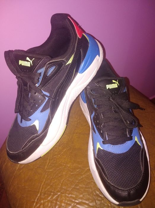 Adidași Puma sport
