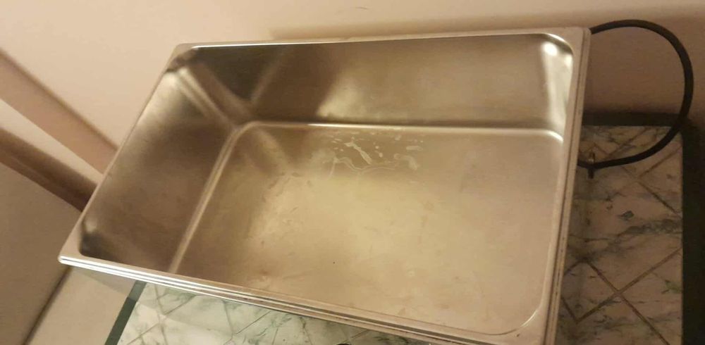 Топло бен мари за 2 големи или 4 малки тави