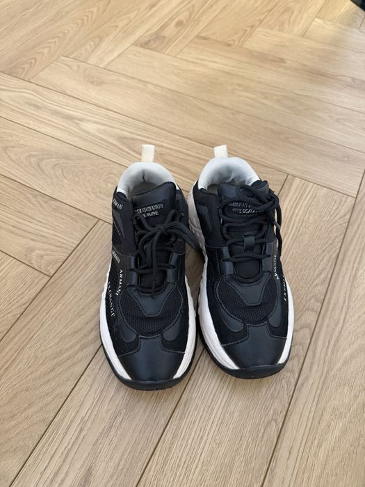 Кроссовки Armani б/у