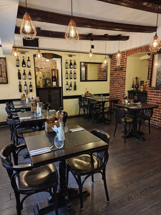 Afacere la cheie Restaurant italian de vânzare – centru Brașov | Vino