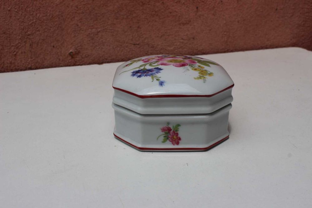 PHILIPPE DESHOULIERES - LIMOGES, cutie portelan pt bijuterii, Franta