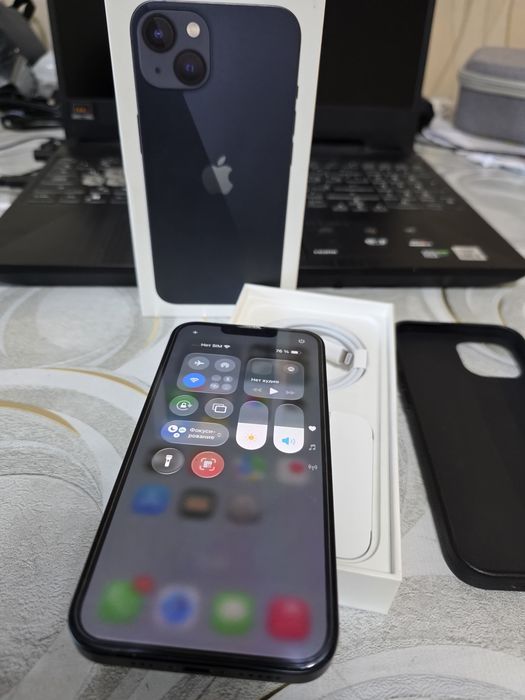 iPhone 13 , 128 гб , черный .