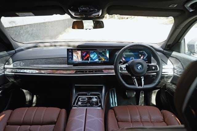 BMW i7 50L buyurtma asosida na zakaz