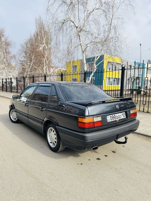 Пассат Б3 1990 год