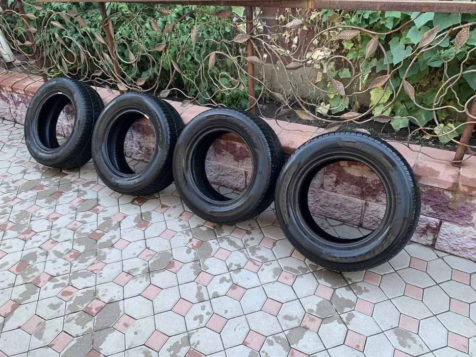 Резина шины 235/65 R17