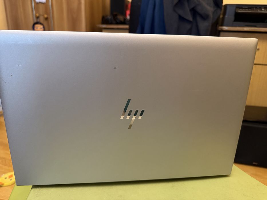 Vand Laptop HP Elitebook 850 G7 model cu touchscreen
